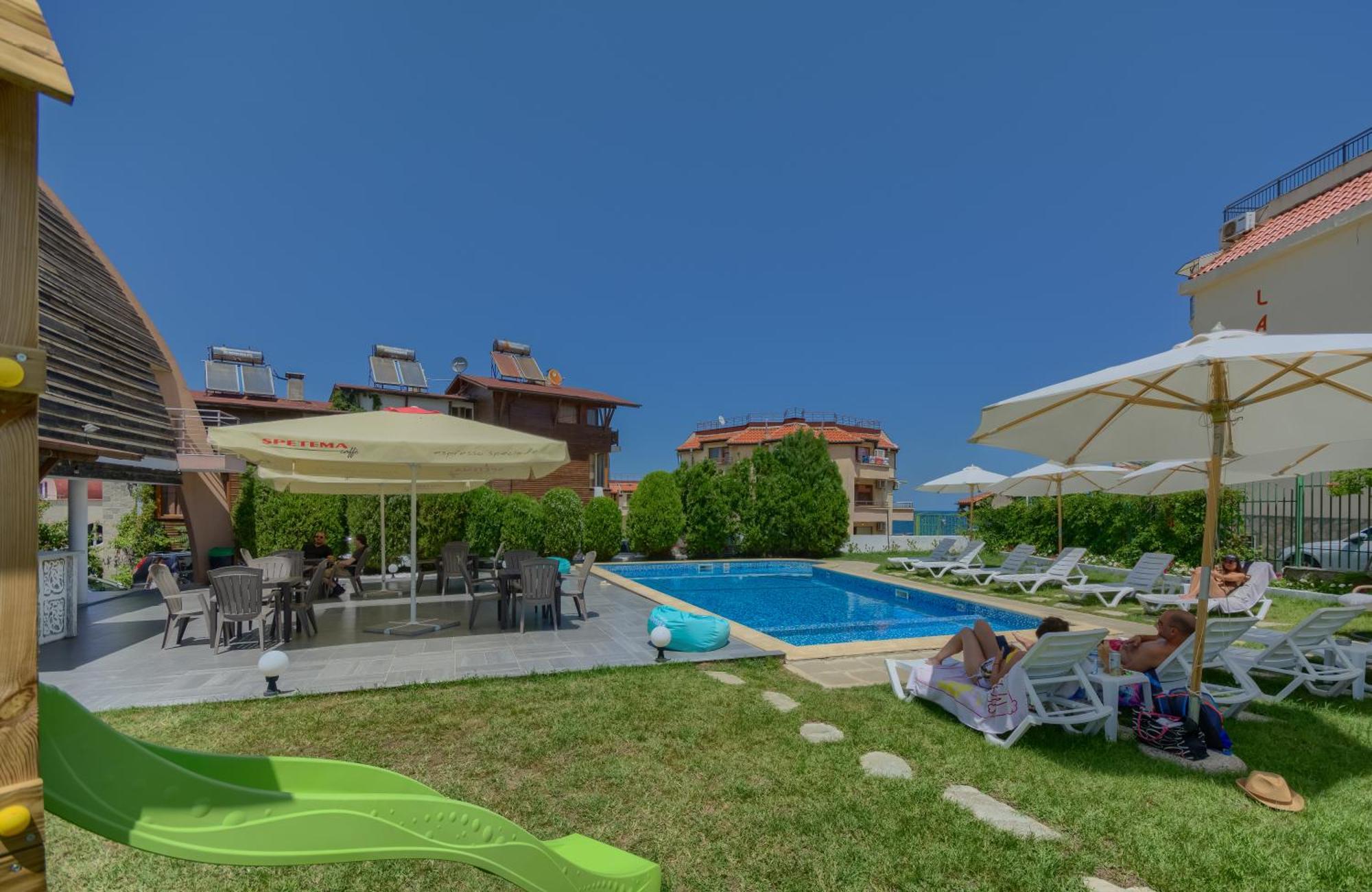 Hotel Odyssey โซโซโปล ภายนอก รูปภาพ